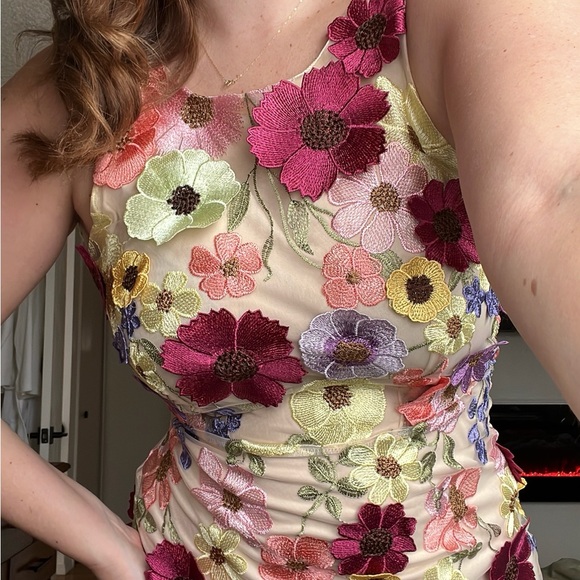 MOTF Embroidered Floral Midi Dress - Picture 3 of 3